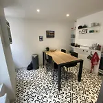 Maisonnette De Charme Avec Cour Privative Haute-ville Apartament