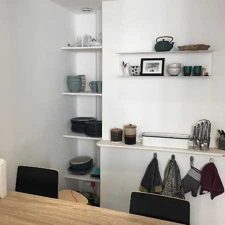 Maisonnette De Charme Avec Cour Privative Haute-ville Lägenhet Granville
