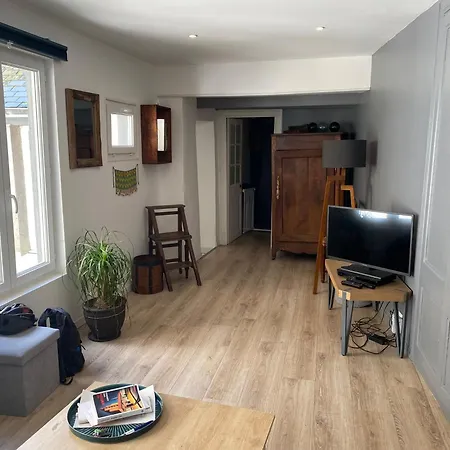 Maisonnette De Charme Avec Cour Privative Haute-ville *